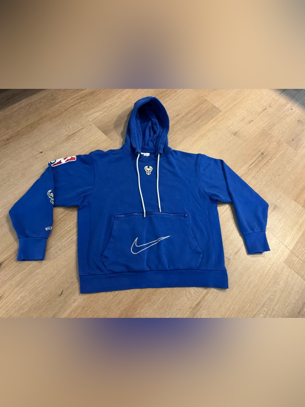 NBA Nike Milwaukee Bucks Basketball Zip pocket Hooded Sweatshirt hoodie